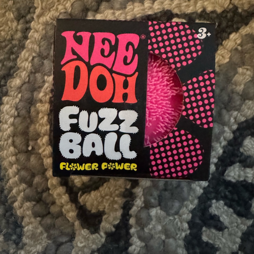 NeeDoh Fuzz Ball Flower Power 🌼 The Velvet Squeeze, Pink